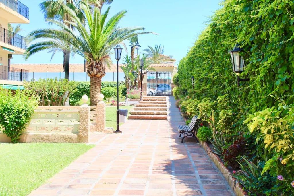 Bakari Koko Apartment Torremolinos Exterior photo